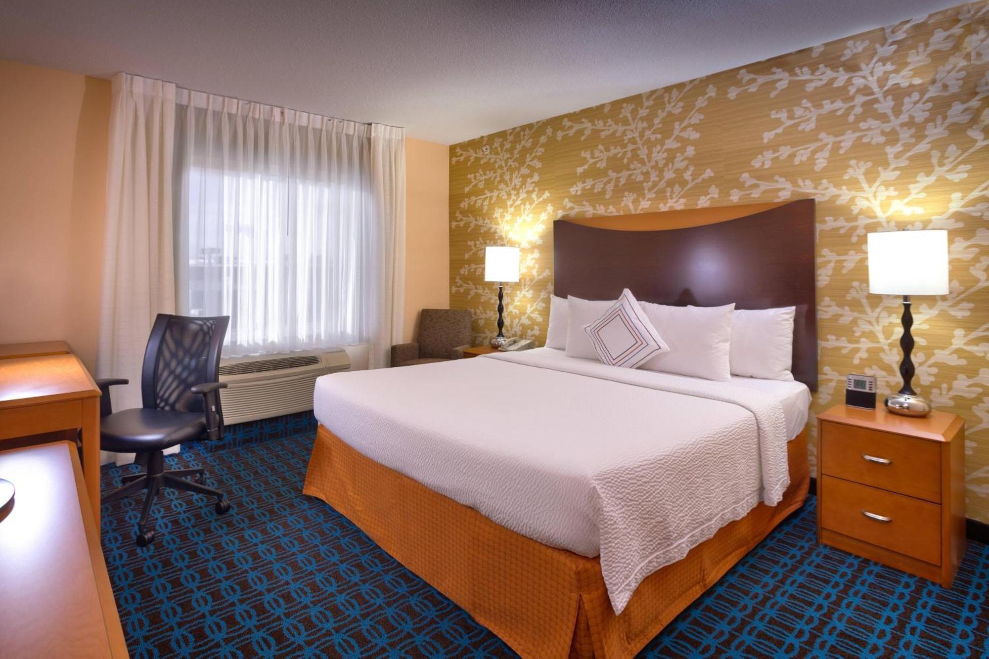 Fairfield Inn & Suites By Marriott Жилет Екстериор снимка