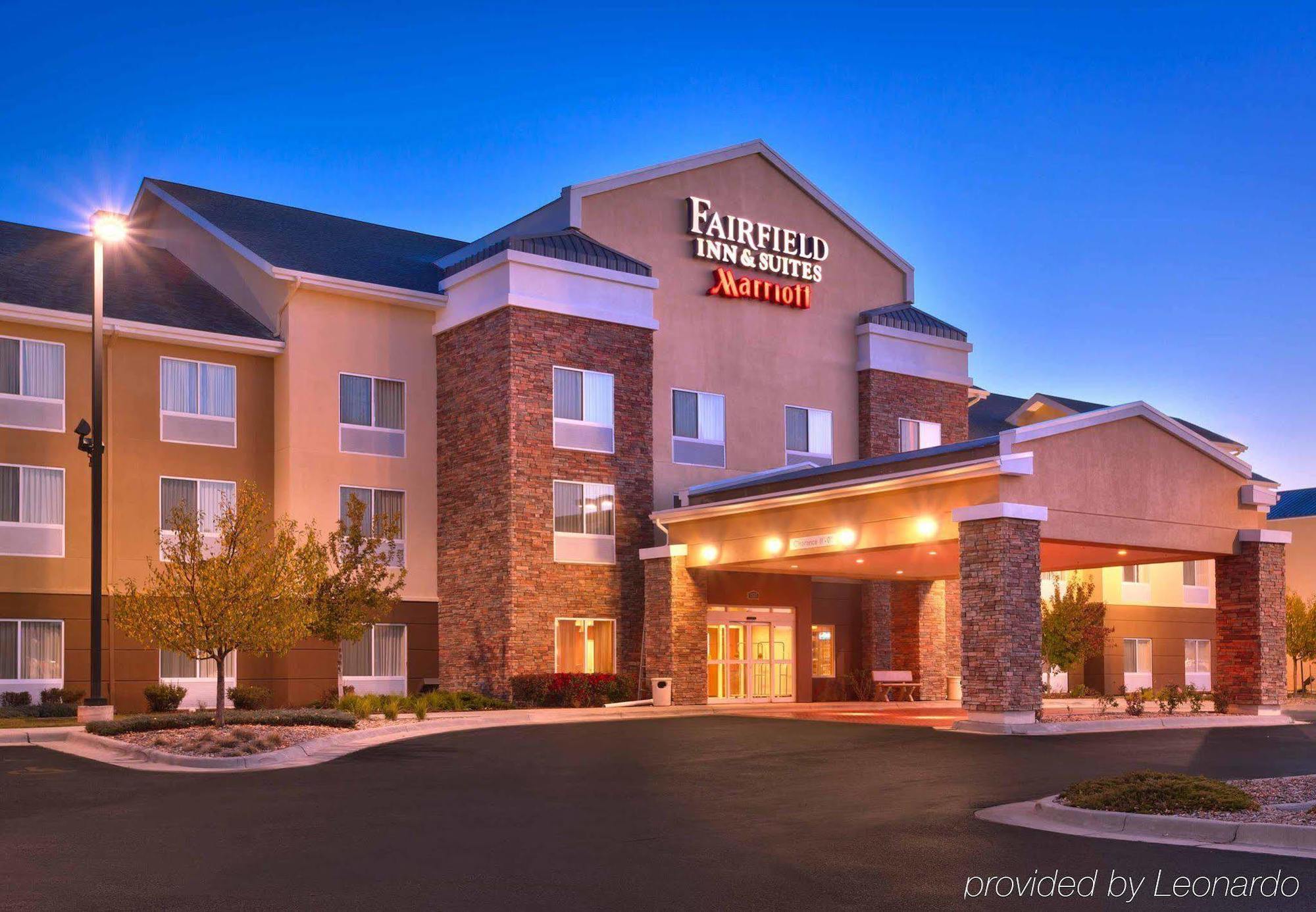 Fairfield Inn & Suites By Marriott Жилет Екстериор снимка